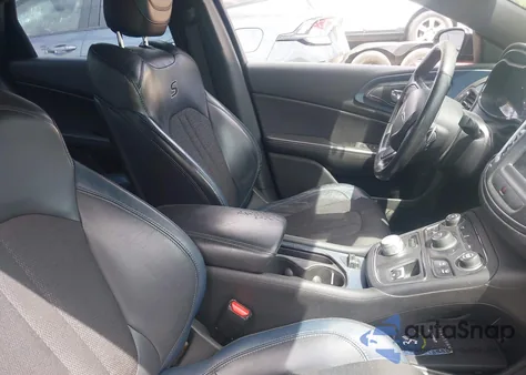 2015 Chrysler 200 S из США, поврежденный, VIN 1C3CCCBGXFN529987